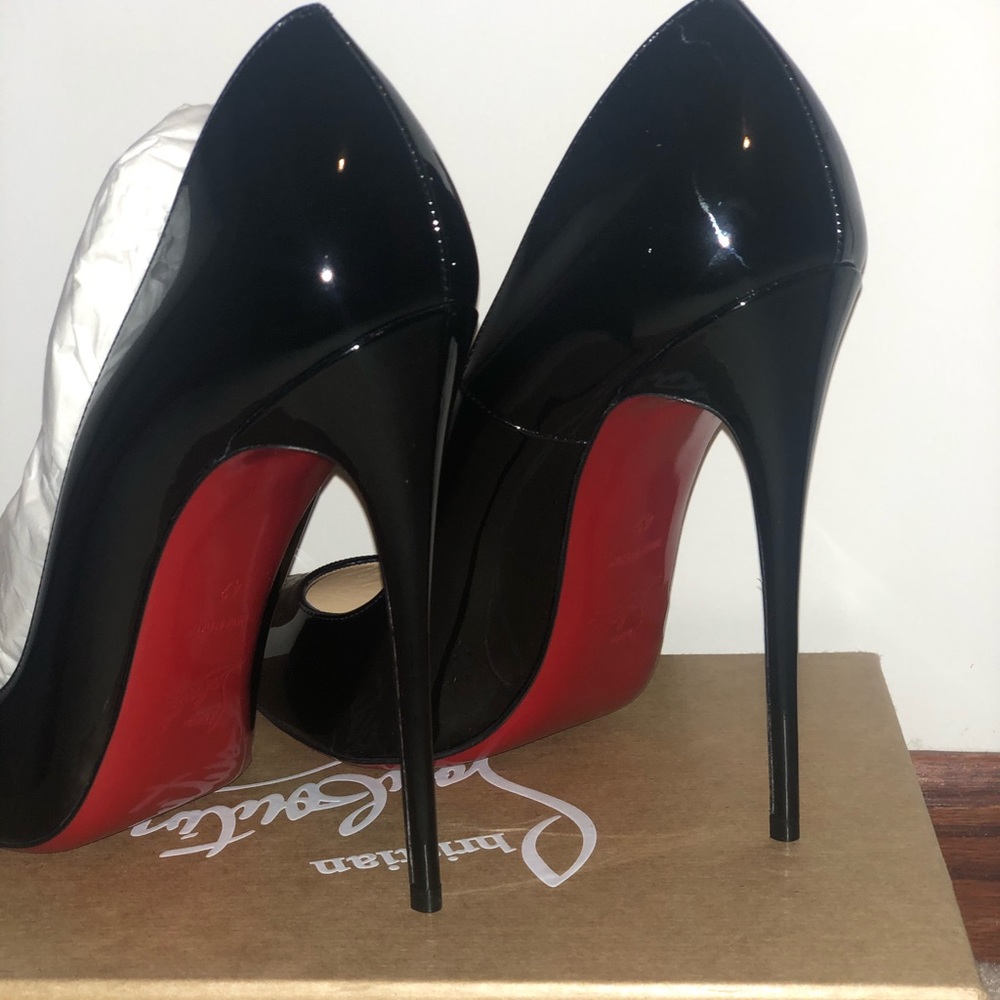 Christian Louboutin So Kate!
